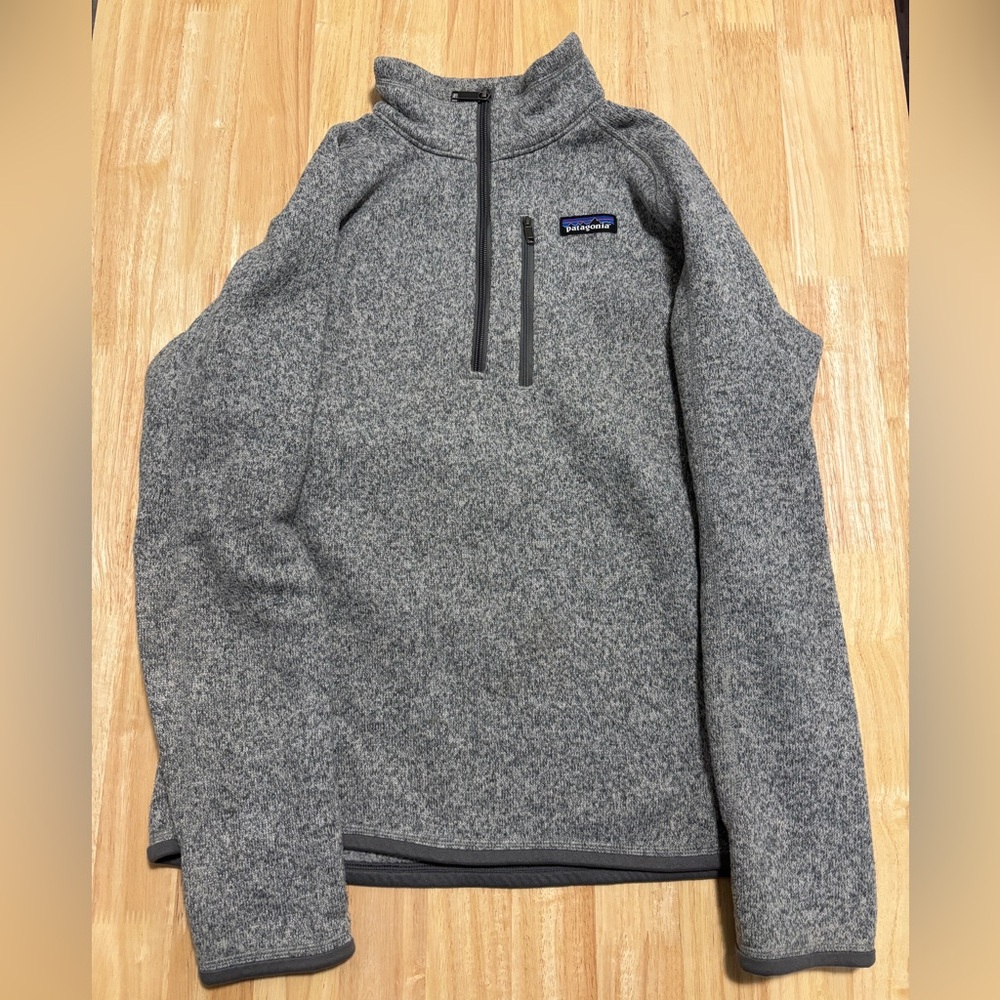 Men’s Patagonia gray better sweater, small!
